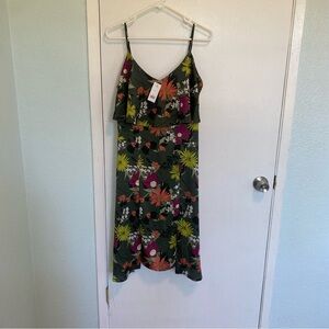 Banana Republic NWT Satin Style Spaghetti Strap Green Boho Floral Dress Sz 8 New